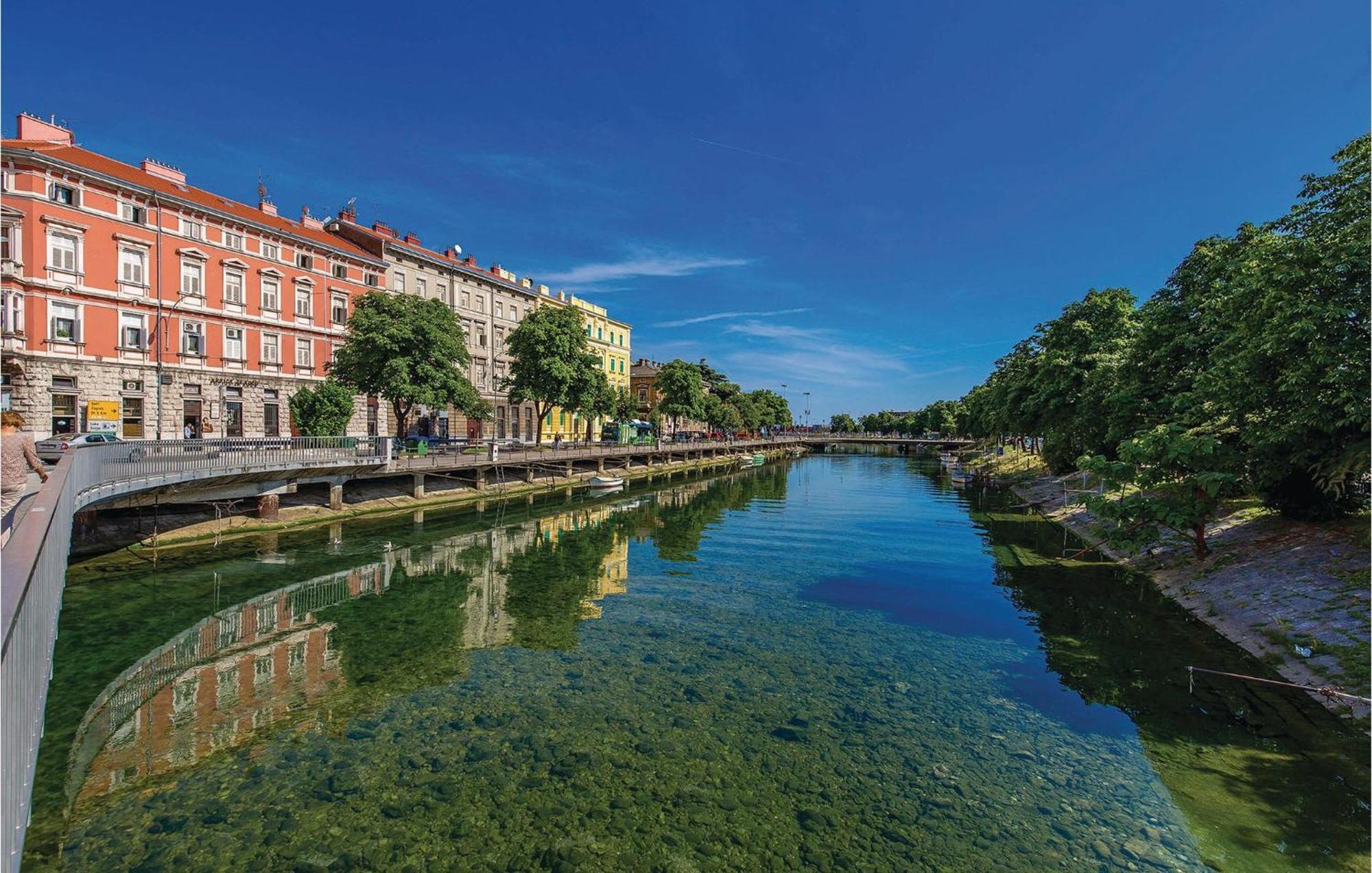 Stunning Apartment In Rijeka With 1 Bedrooms And Wifi エクステリア 写真