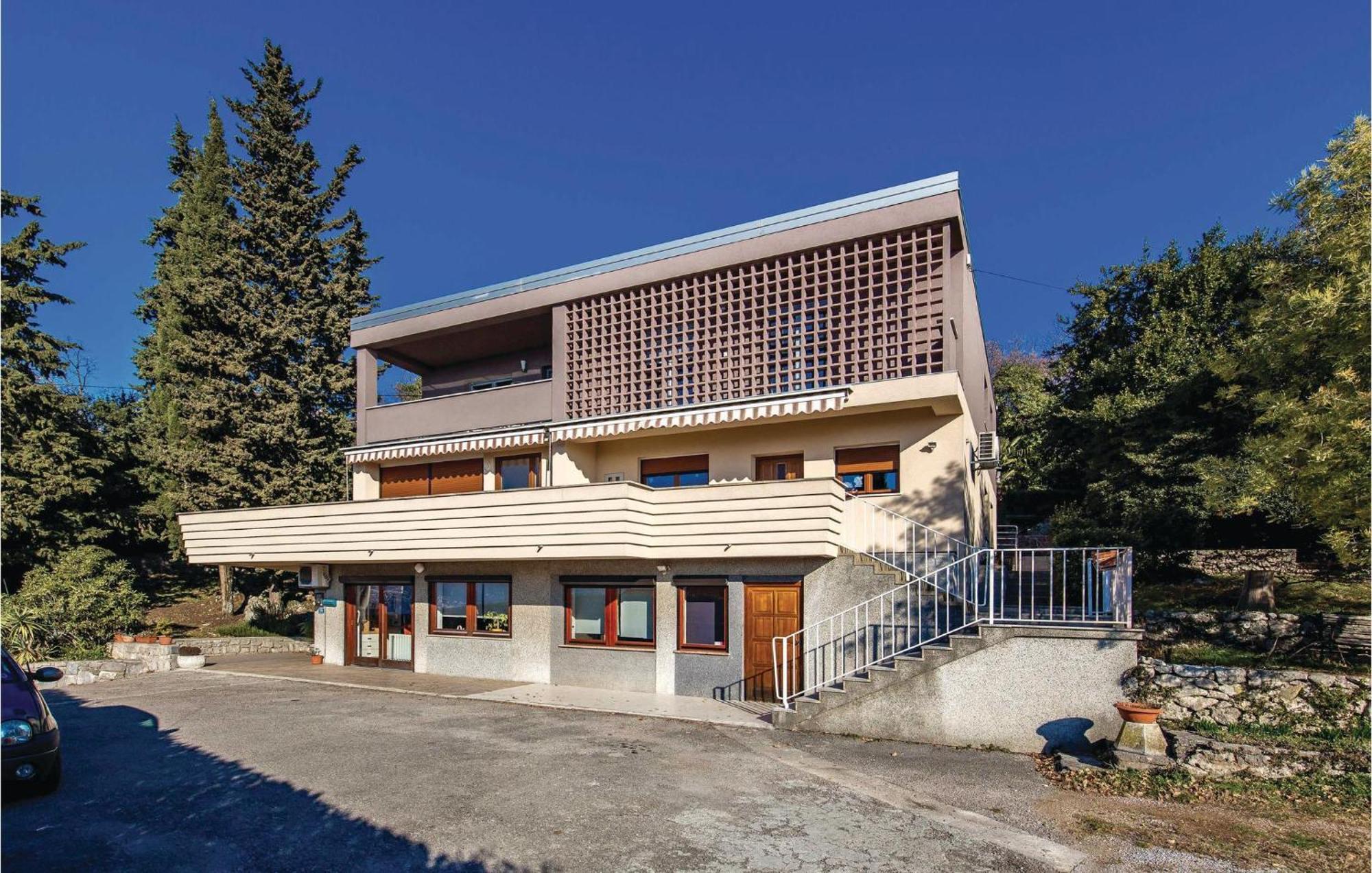 Stunning Apartment In Rijeka With 1 Bedrooms And Wifi エクステリア 写真