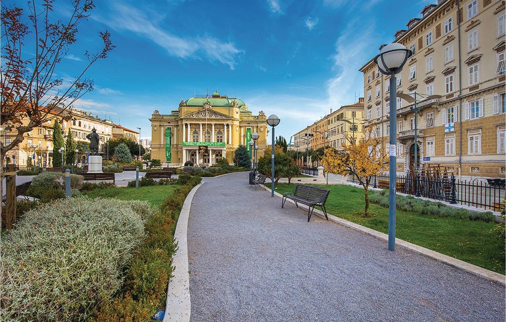 Stunning Apartment In Rijeka With 1 Bedrooms And Wifi エクステリア 写真